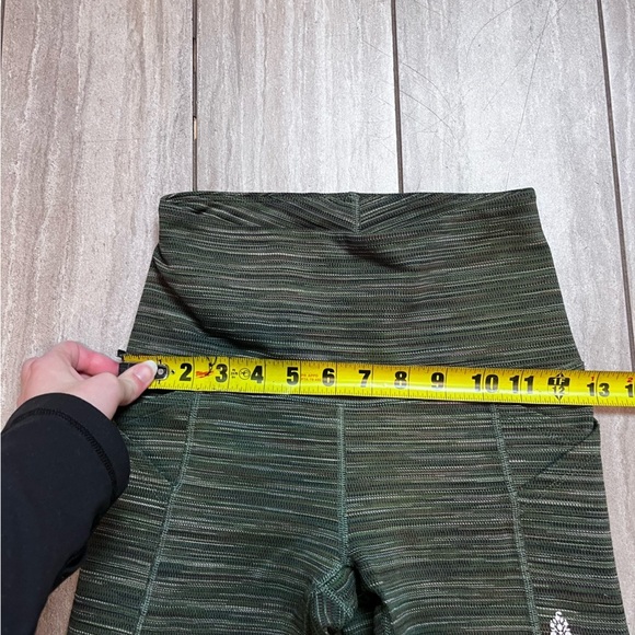 Free People Roll Out Yoga Legging Green Size XS - Picture 6 of 9